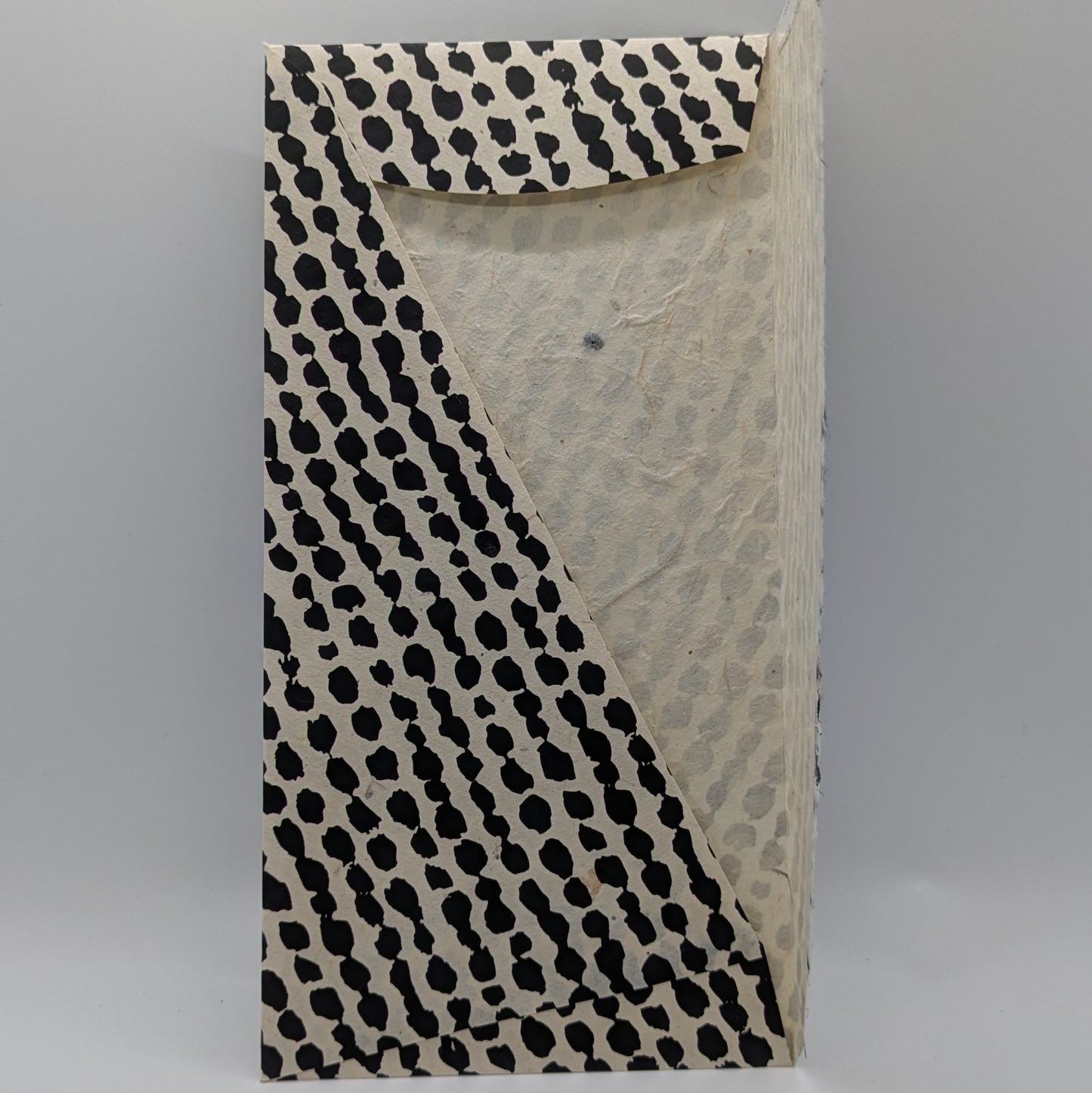 Black String Dot #6